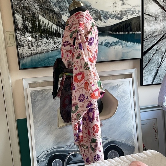 HANDCRAFTED Handmade kimono top jacket by me created from a kimono pattern based - Picture 3 of 11